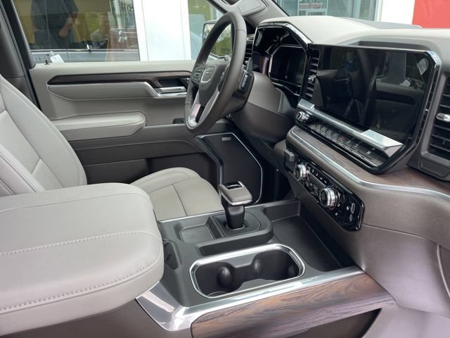 New 2026 GMC Sierra 1500 SLT w/ SLT Premium Plus Package AWD/4WD image 12