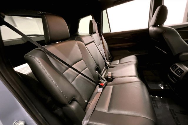 Used 2023 Honda Passport EX-L image 25