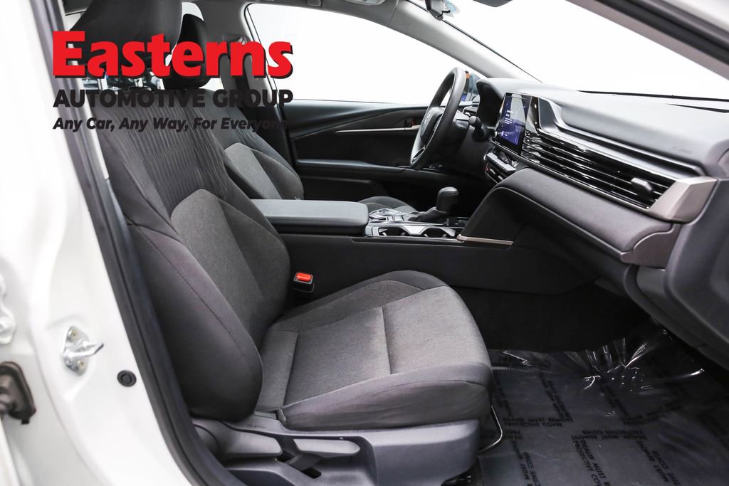 Used 2025 Toyota Camry LE FWD image 25