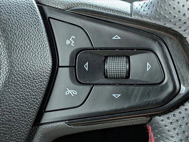 Used 2023 Chevrolet TrailBlazer RS w/ Convenience Package image 16