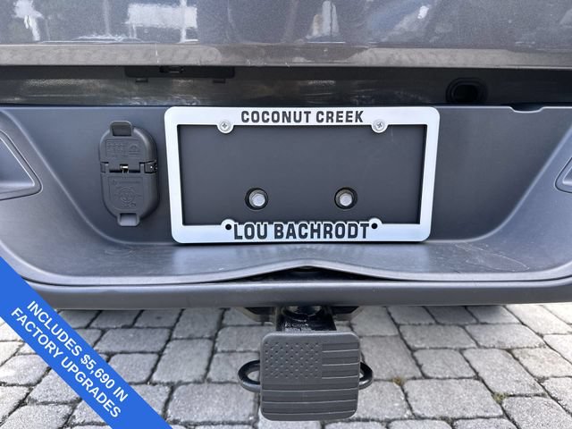 Used 2021 Jeep Gladiator Sport AWD/4WD image 13