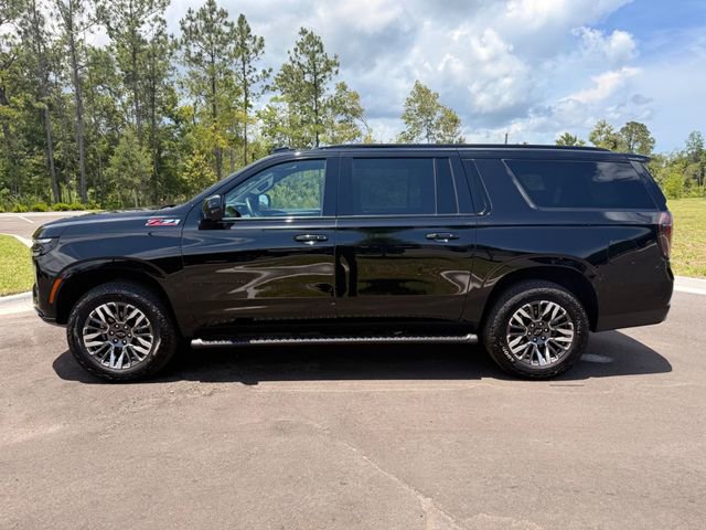 Used 2025 Chevrolet Suburban Z71 AWD/4WD image 11