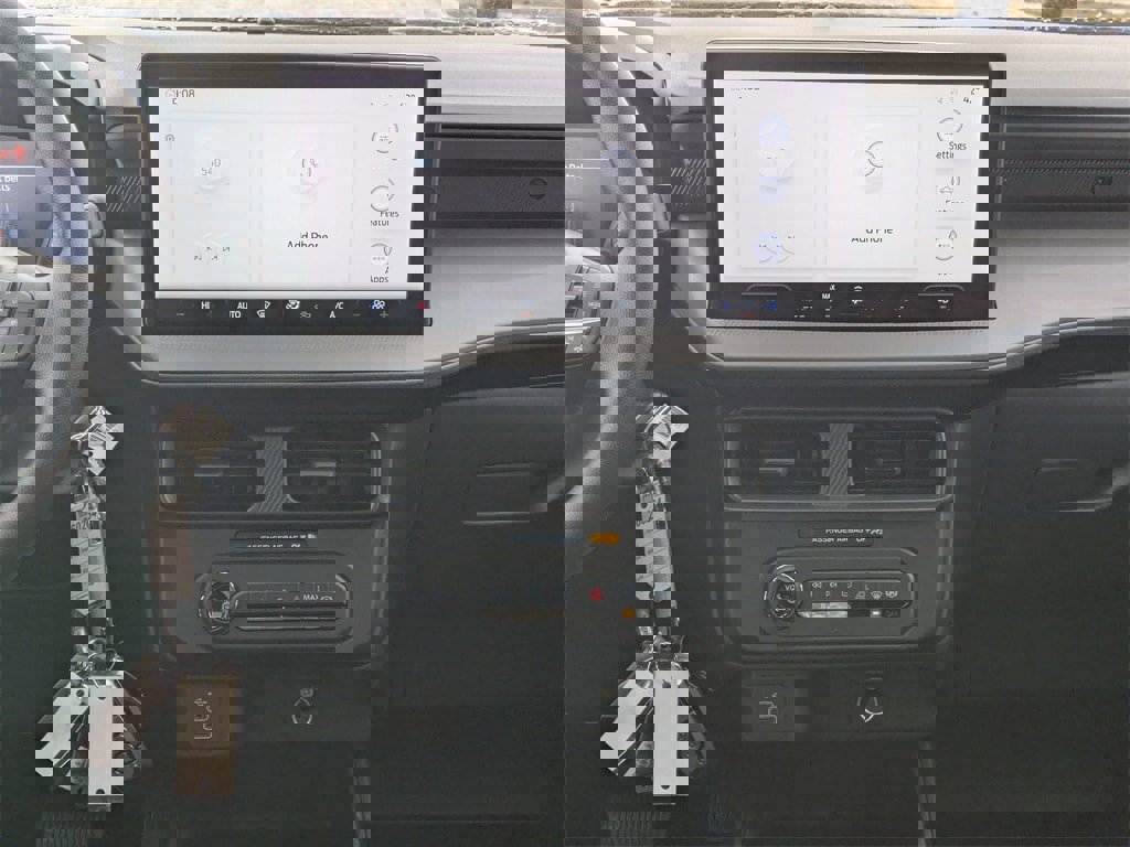 New 2026 Ford Maverick XL image 37