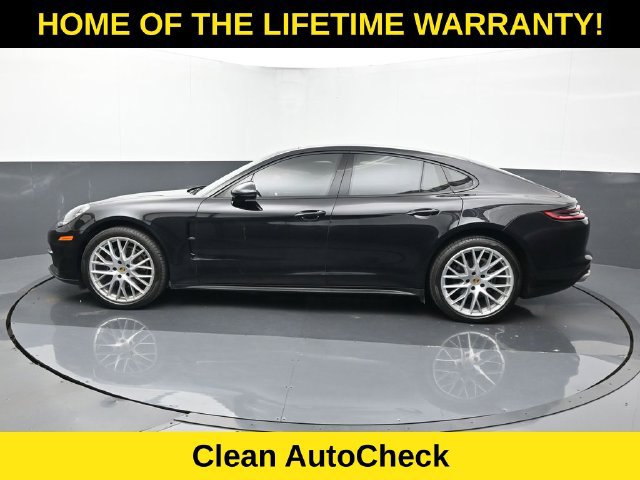 Used 2017 Porsche Panamera 4 AWD/4WD image 4