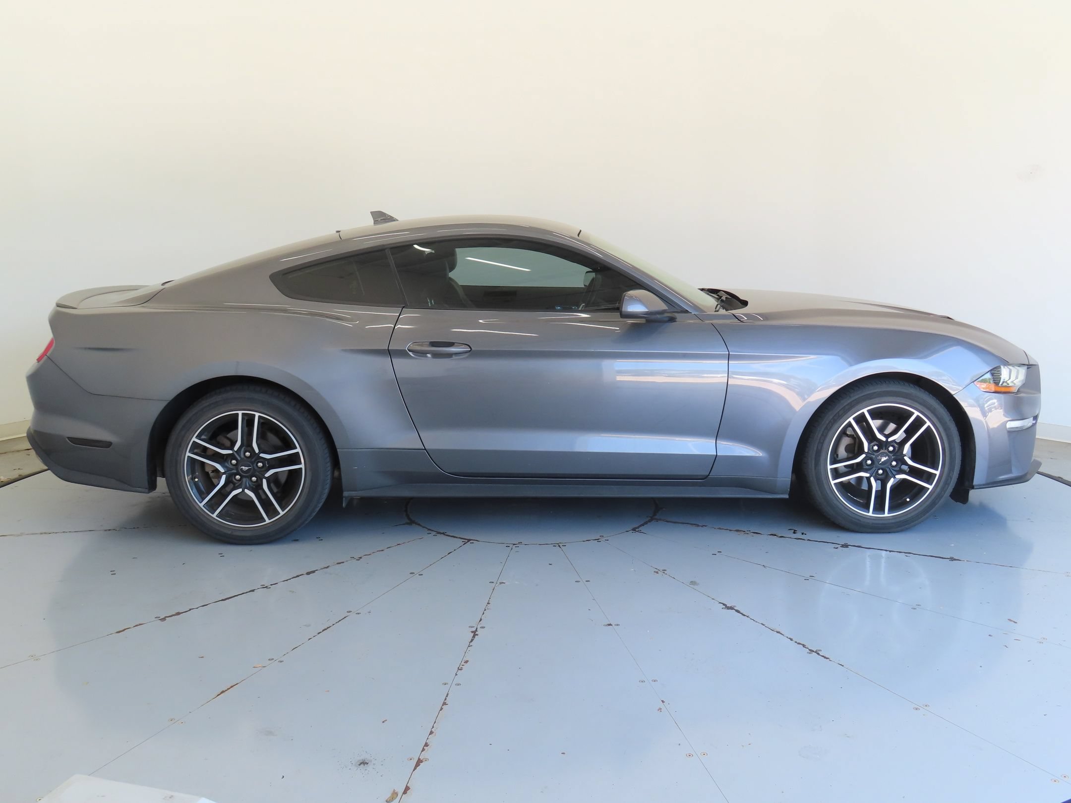 Used 2021 Ford Mustang Premium RWD image 2