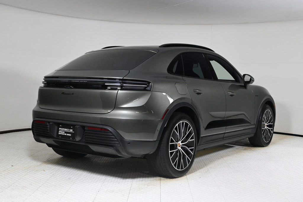 Certified 2025 Porsche Macan 4 Electric image 7