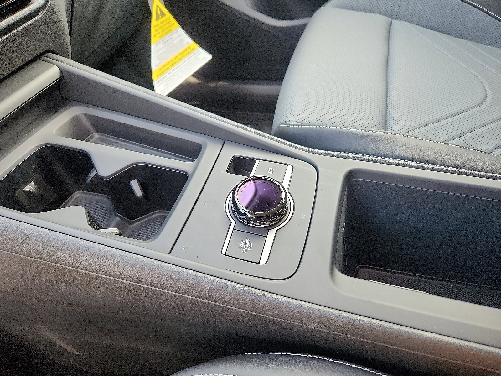 New 2025 Volkswagen Tiguan SE image 20