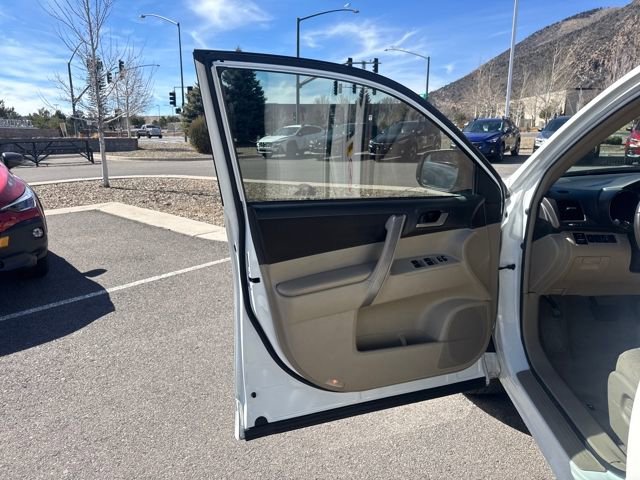 Used 2010 Toyota Highlander Sport image 11