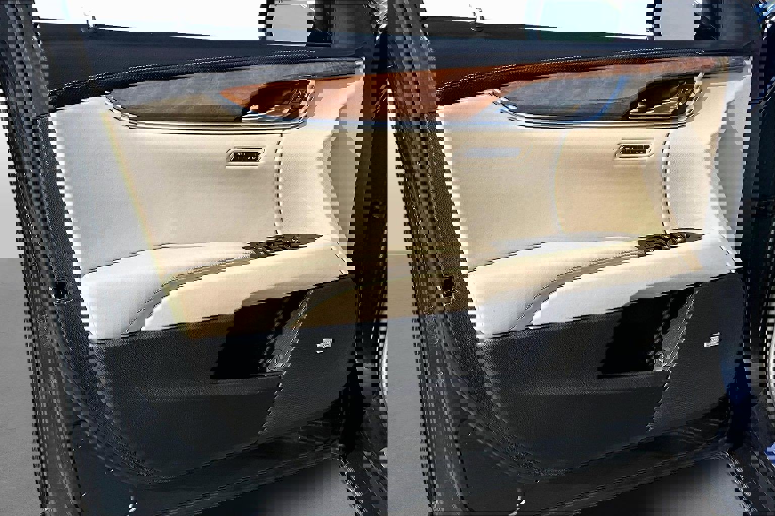 Used 2019 Cadillac XTS Premium Luxury image 16