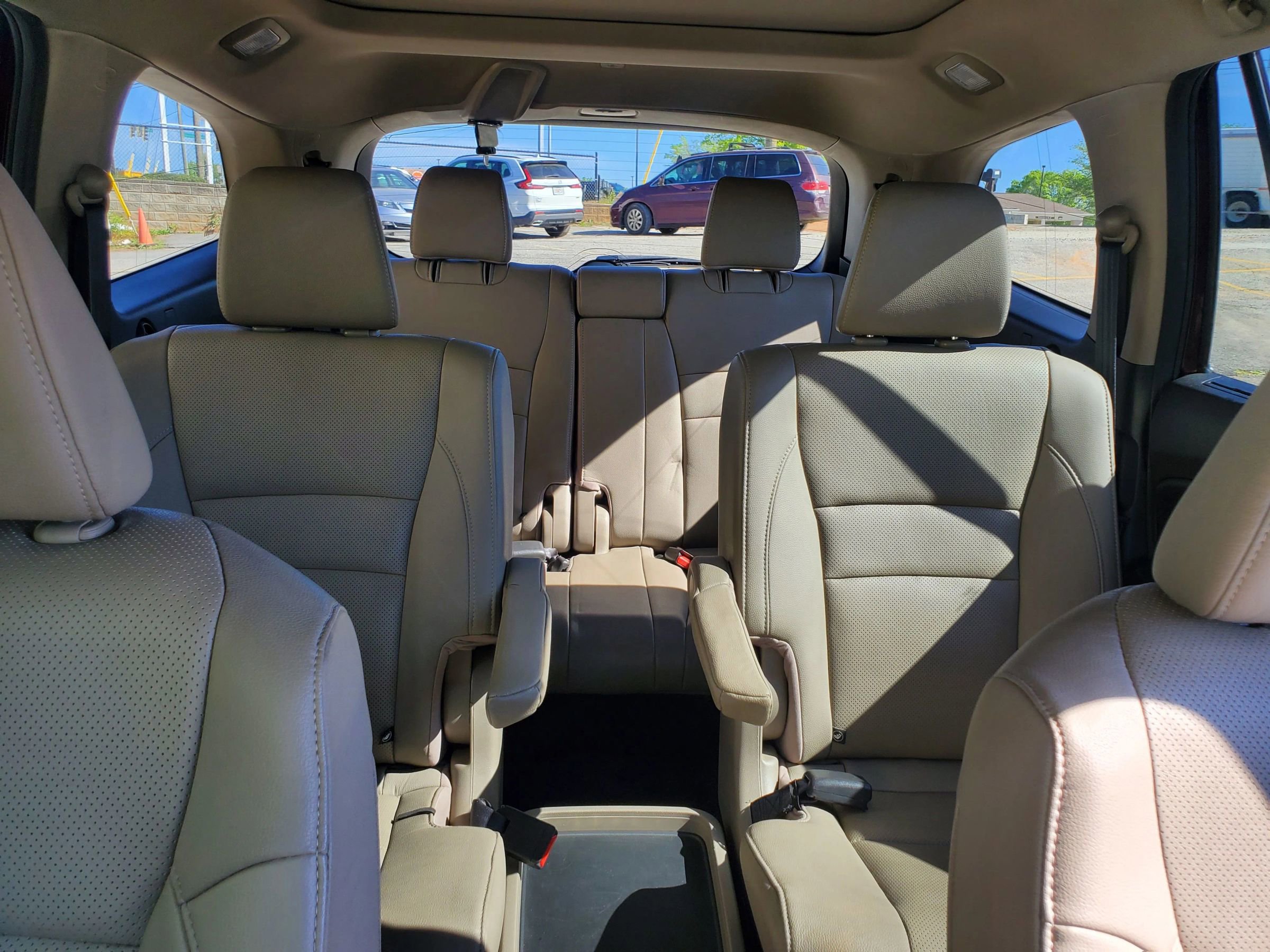 Used 2017 Honda Pilot Elite image 3