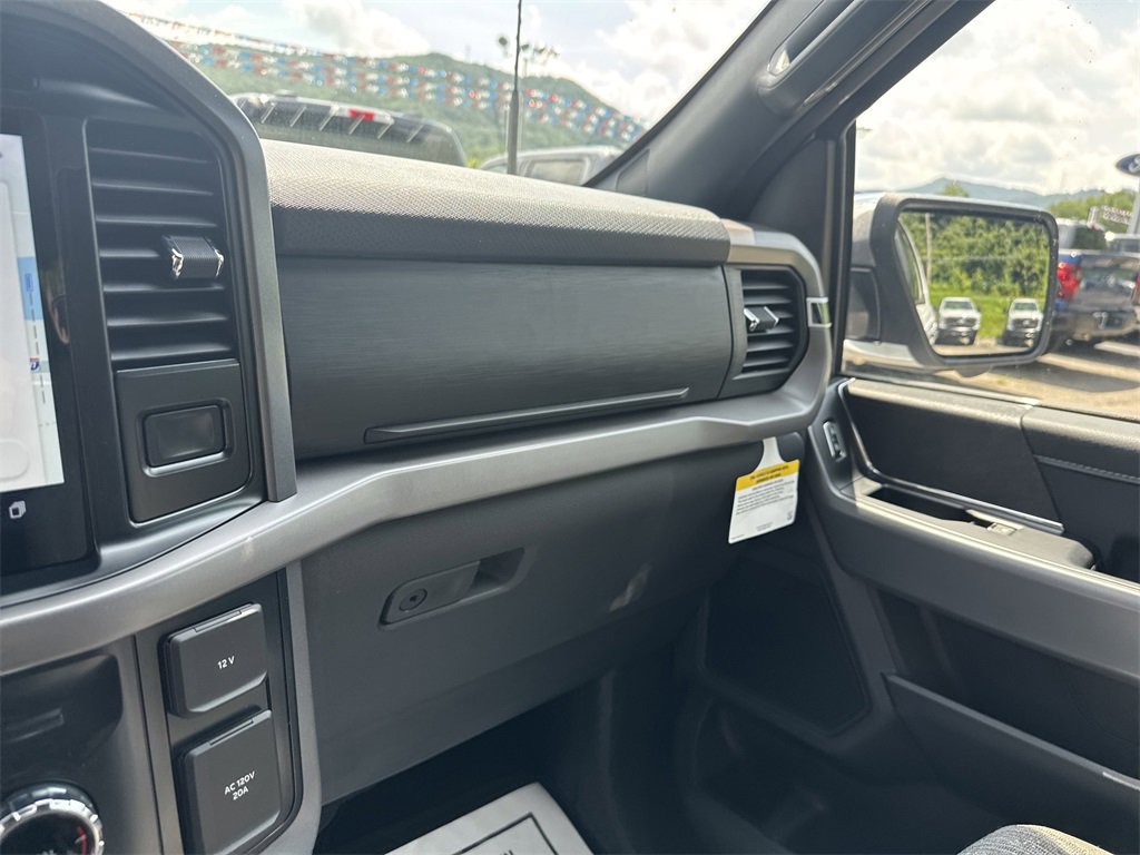 New 2025 Ford F150 XLT w/ Equipment Group 302A MID image 22