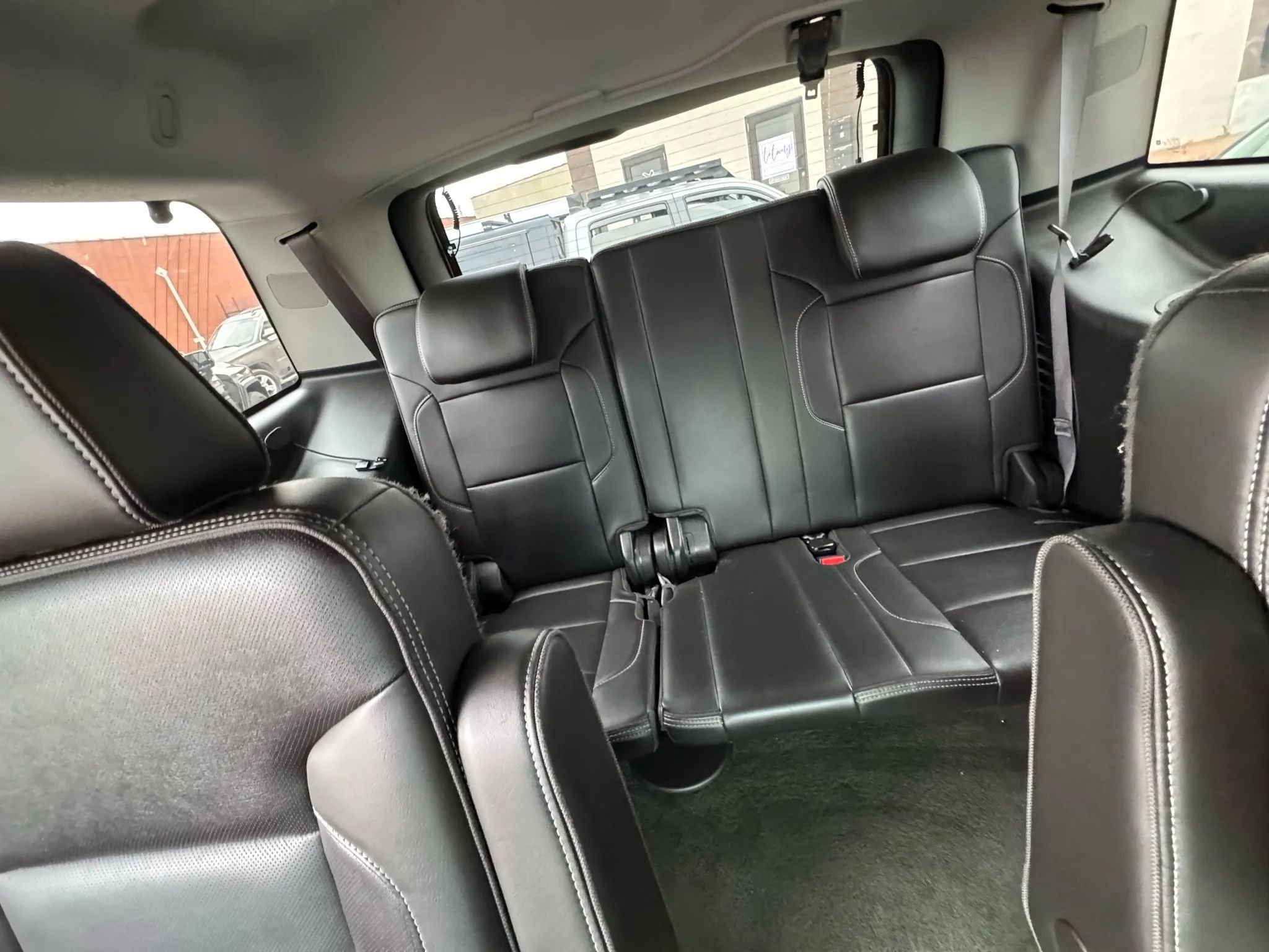 Used 2015 GMC Yukon Denali w/ Open Road Package image 37