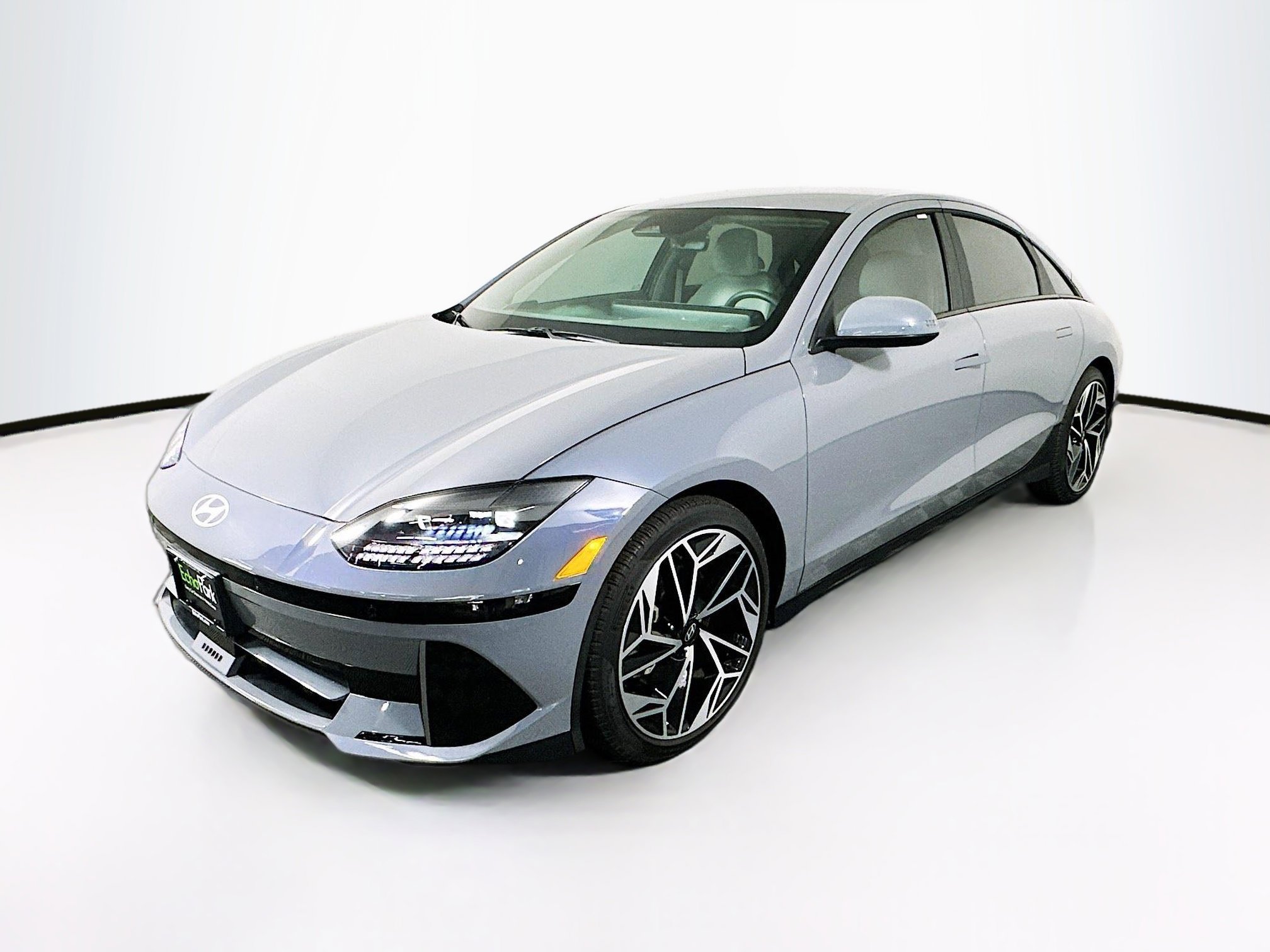 Used 2024 Hyundai Ioniq 6 SEL RWD image 3