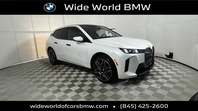 New 2026 BMW iX xDrive45 w/ M Sport Package image 1