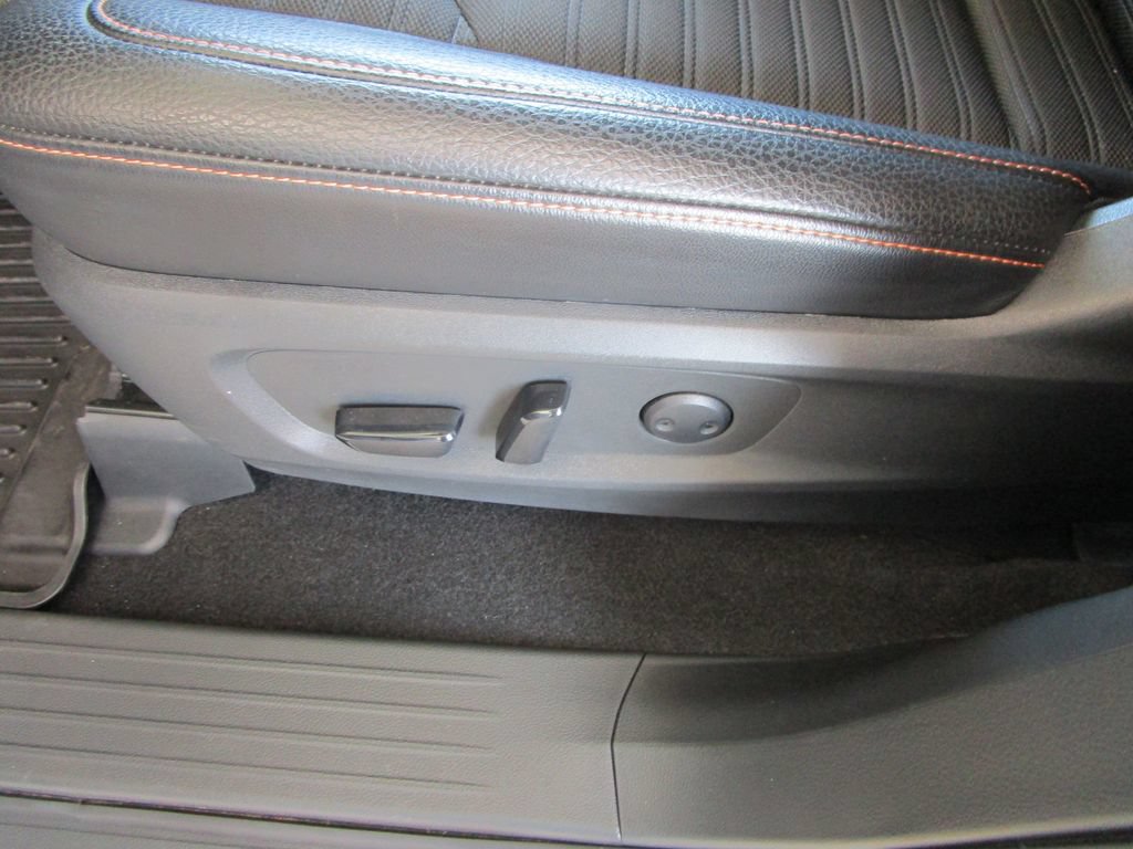Used 2024 Nissan Pathfinder Rock Creek AWD/4WD image 23