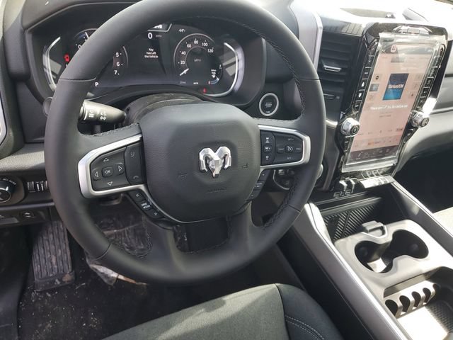 New 2026 RAM 1500 Big Horn AWD/4WD image 18