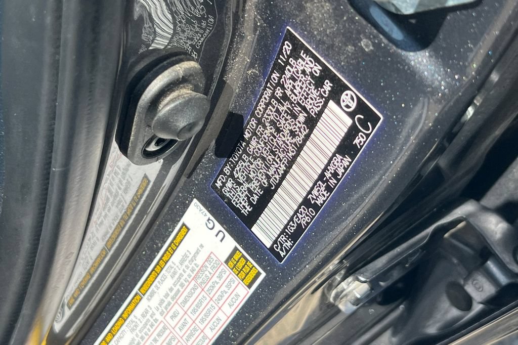 Certified 2021 Toyota Prius Prime Limited FWD image 31