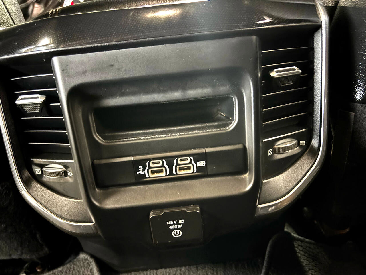 Used 2019 RAM 2500 Laramie image 17