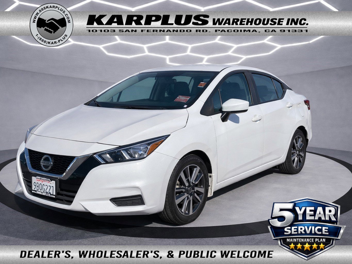 Used 2022 Nissan Versa SV image 1