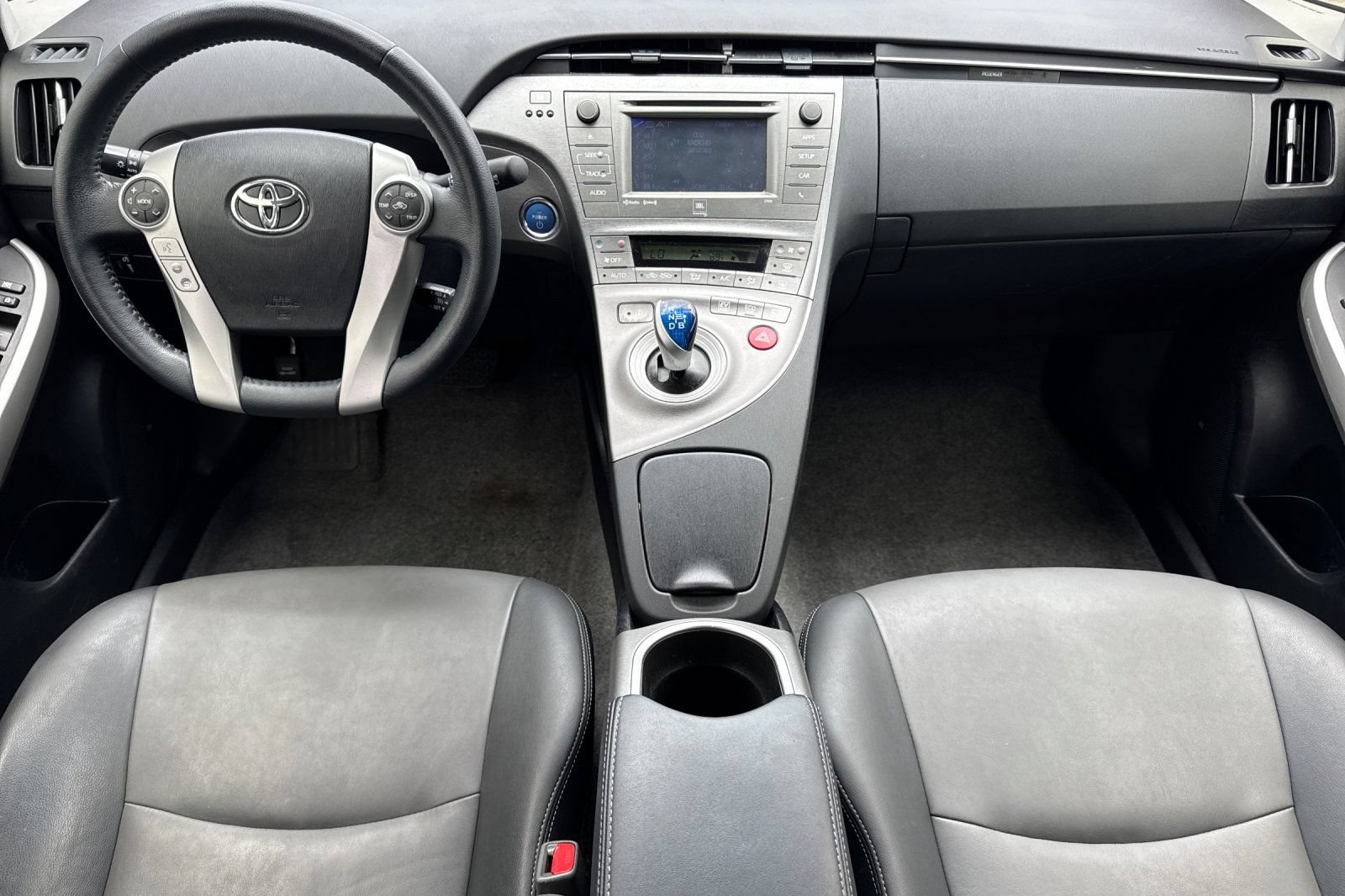 Used 2015 Toyota Prius Five FWD image 13