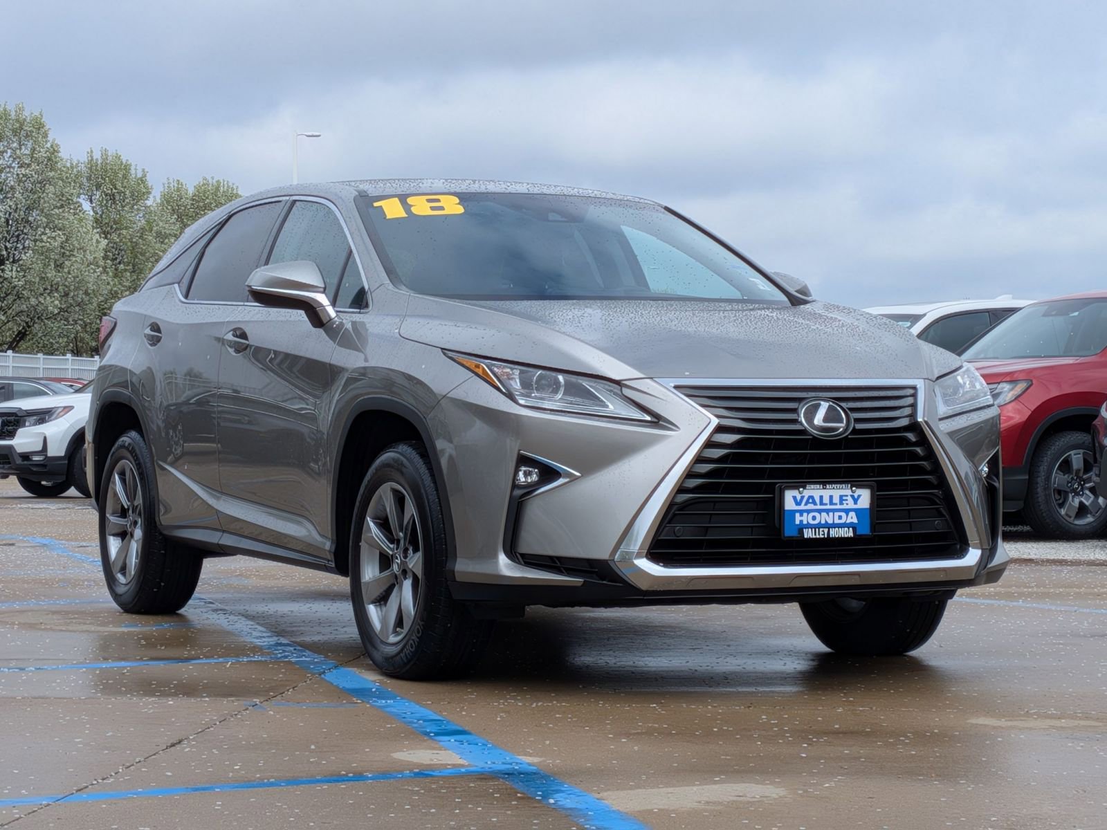 Used 2018 Lexus RX 350 FWD w/ Accessory Package image 4