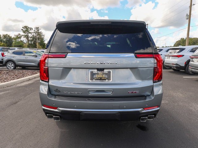 New 2026 GMC Yukon Denali w/ Denali Reserve Package AWD/4WD image 8