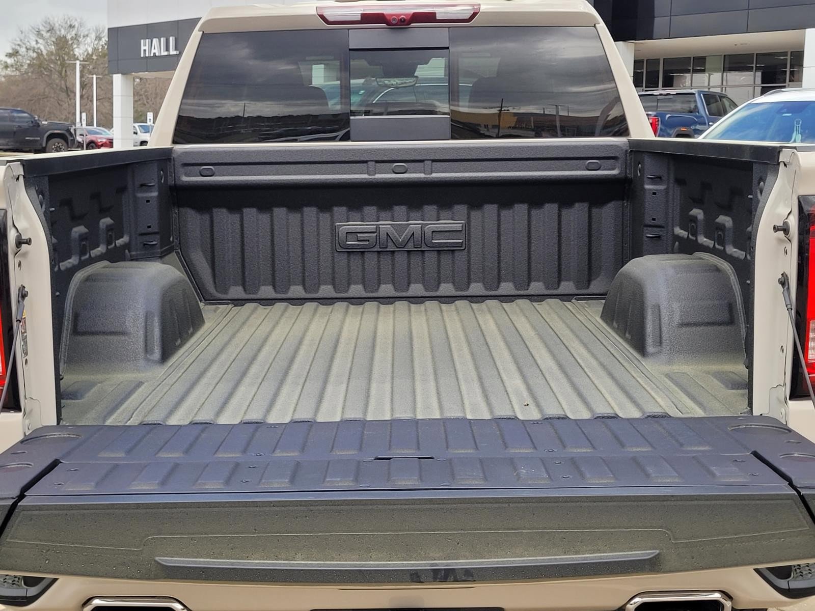 New 2026 GMC Sierra 1500 AT4 w/ AT4 Premium Package image 7