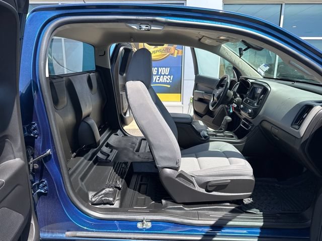 Used 2019 Chevrolet Colorado W/T RWD image 21