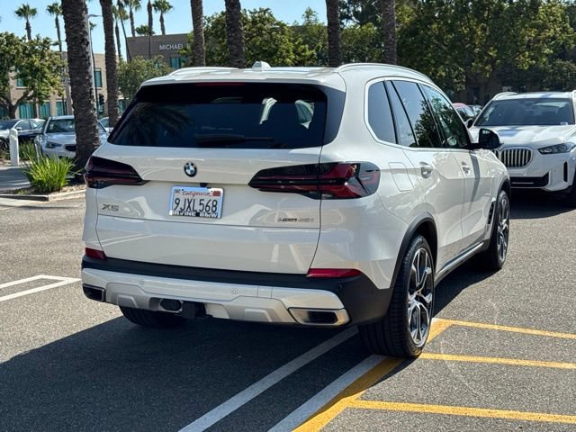 Used 2024 BMW X5 xDrive40i AWD/4WD image 9