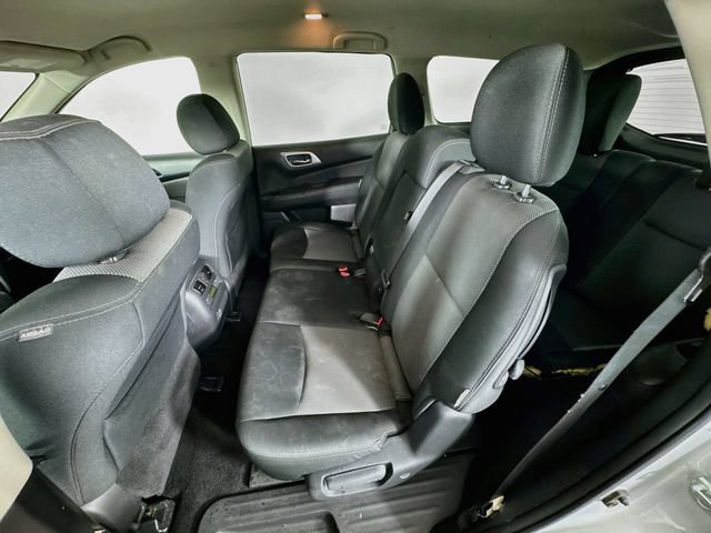Used 2018 Nissan Pathfinder S FWD image 25