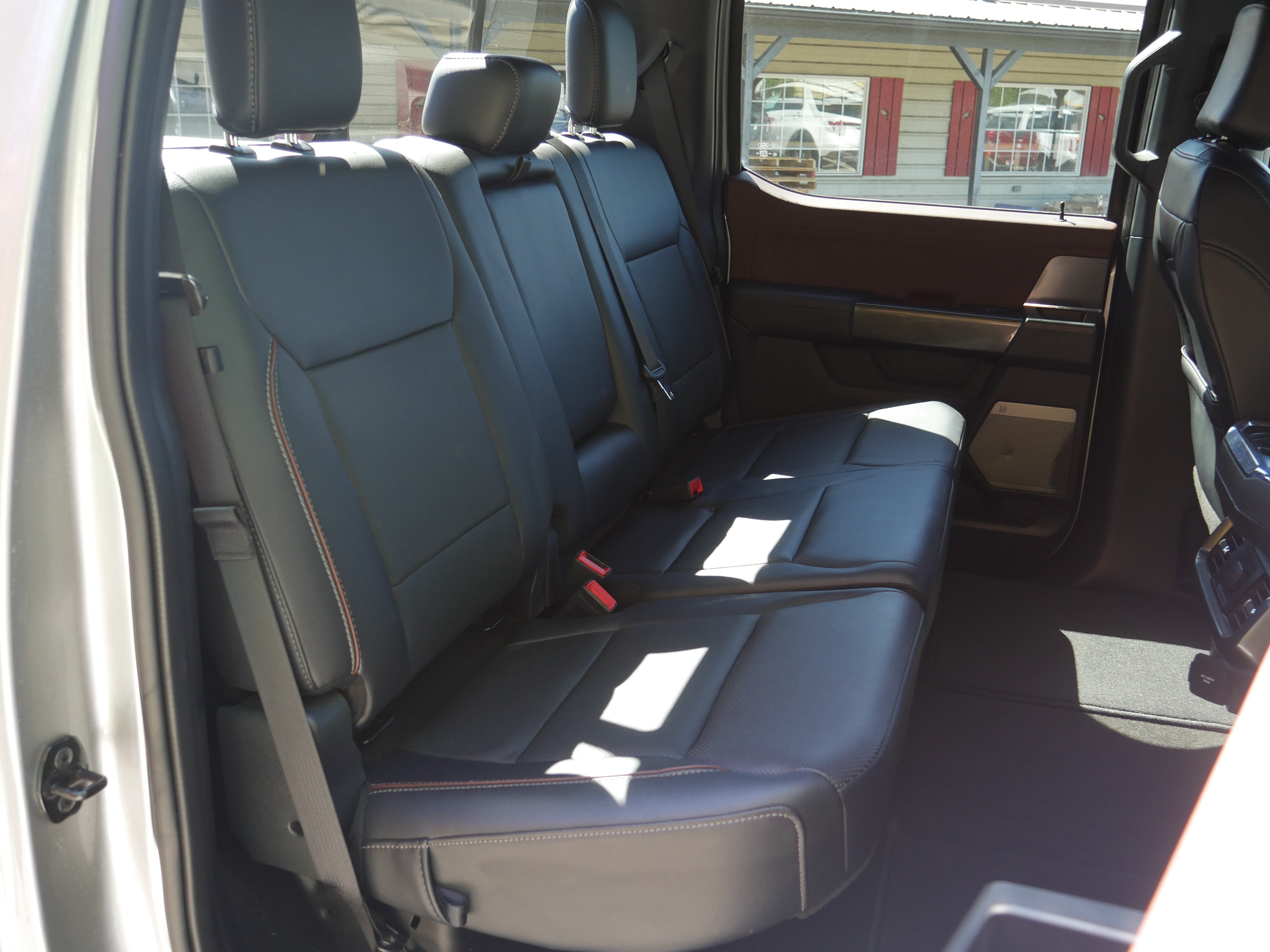 Certified 2023 Ford F150 Lariat w/ Max Trailer Tow Package AWD/4WD image 31