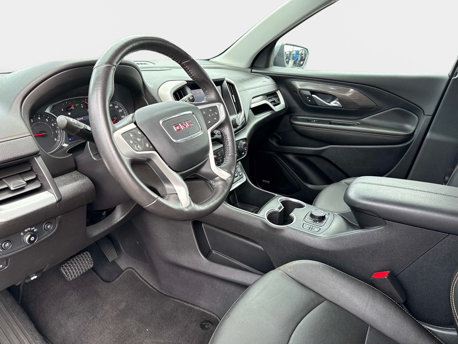 Used 2020 GMC Terrain SLT w/ Preferred Package AWD/4WD image 33