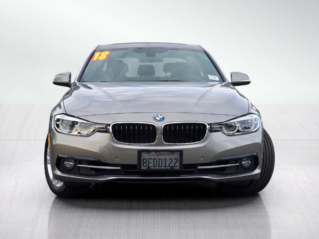 Used 2018 BMW 330i Sedan RWD image 2
