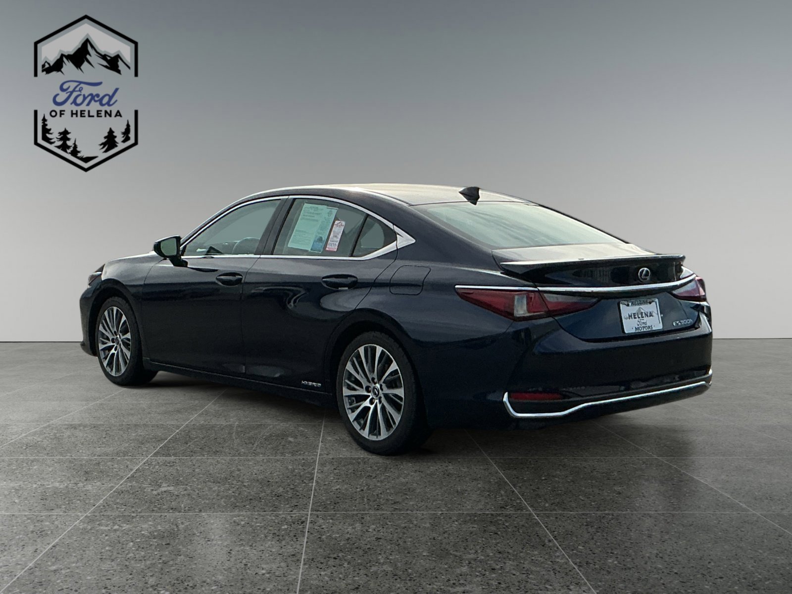Used 2020 Lexus ES 300h w/ Premium Package FWD image 3