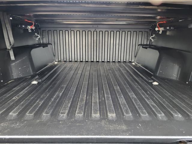 Used 2018 Toyota Tacoma TRD Sport w/ Technology Package AWD/4WD image 27