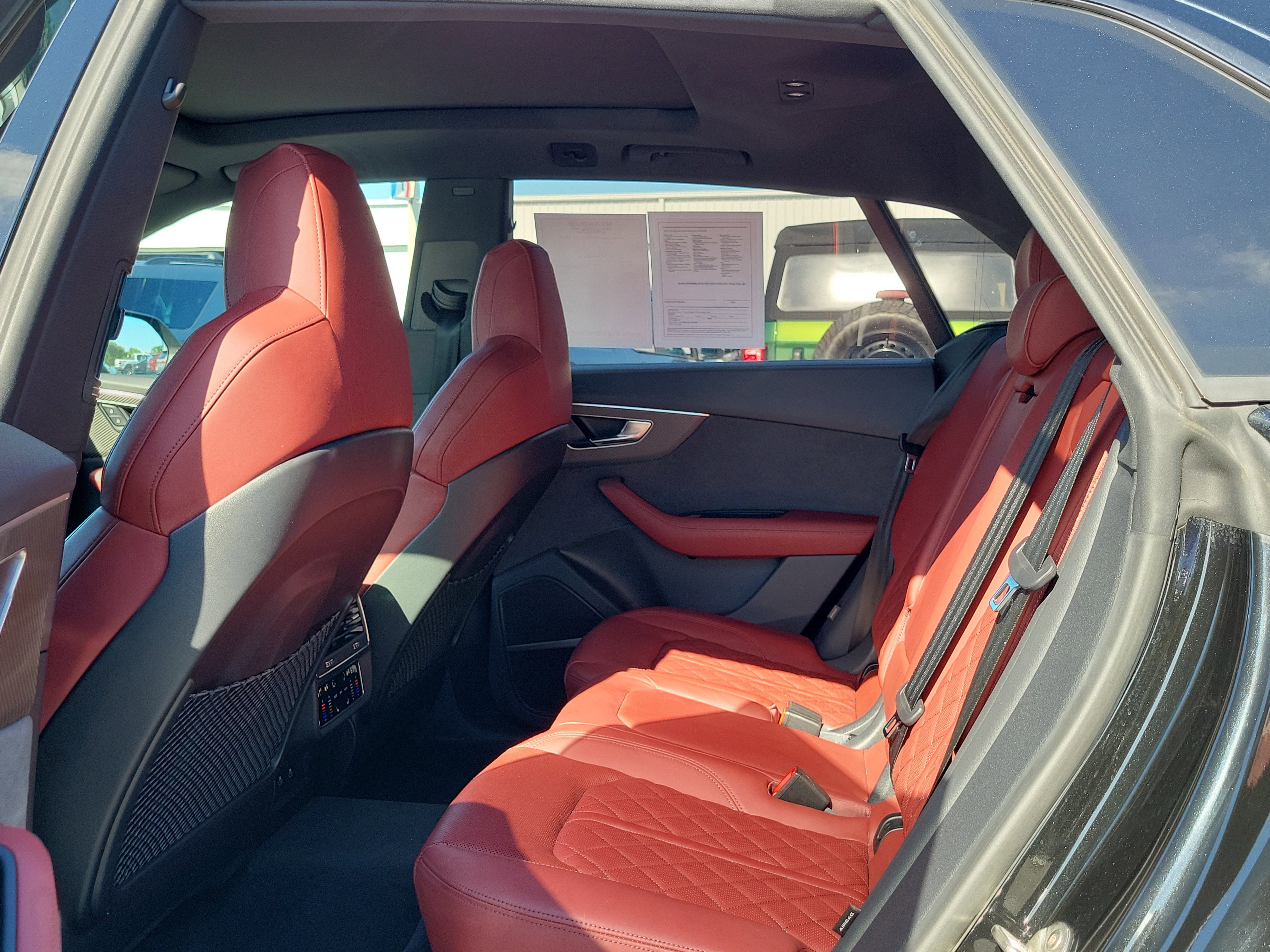 Used 2024 Audi SQ8 Premium Plus image 12