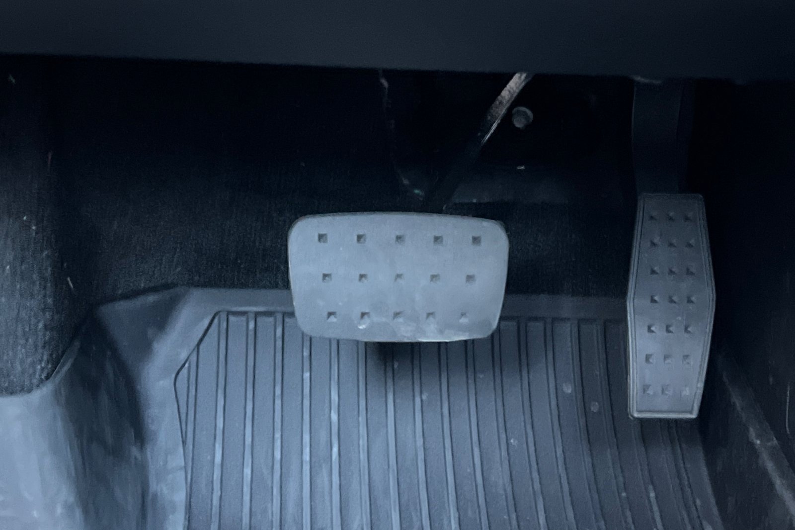 Certified 2025 Chevrolet Traverse High Country w/ LPO, Floor Liner Package image 46