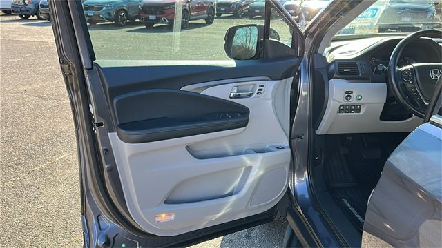 Used 2023 Honda Ridgeline RTL-E image 8
