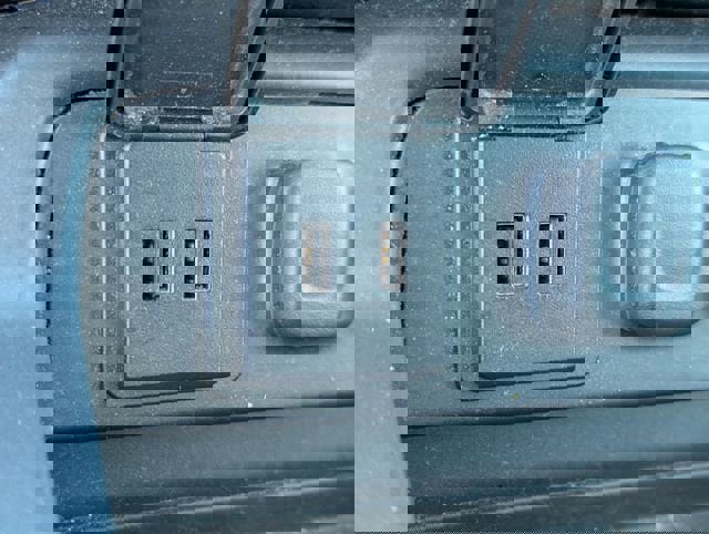 Used 2016 GMC Sierra 1500 Denali w/ Enhanced Driver Alert Package AWD/4WD image 18