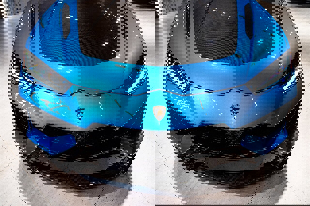 Used 2023 Lamborghini Urus Performante image 9