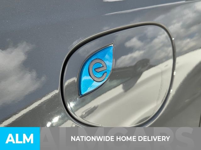 Used 2023 Chrysler Pacifica Pinnacle image 4