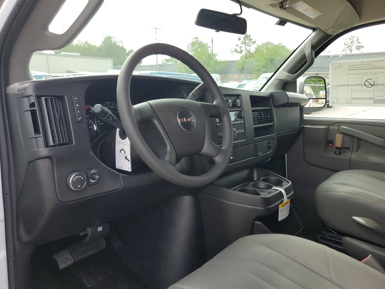 New 2026 GMC Savana 2500 Extended RWD image 19