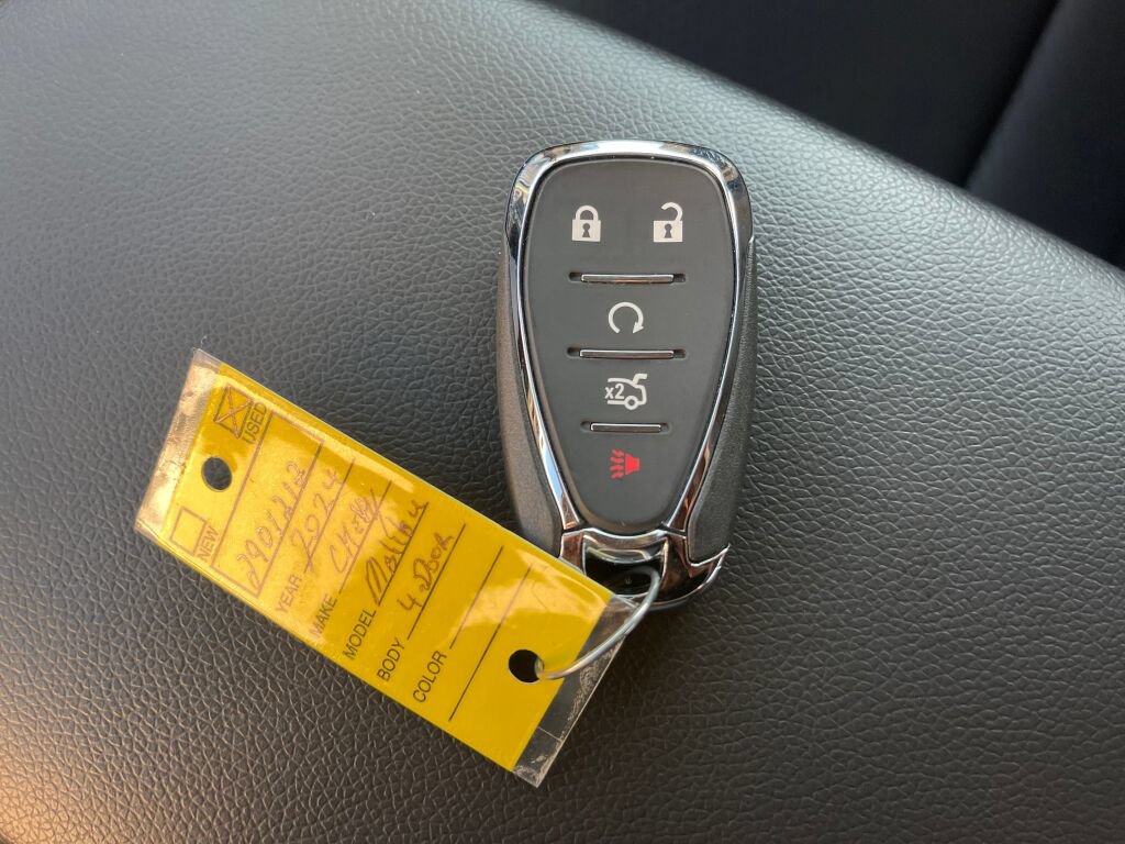 Used 2024 Chevrolet Malibu RS FWD image 4