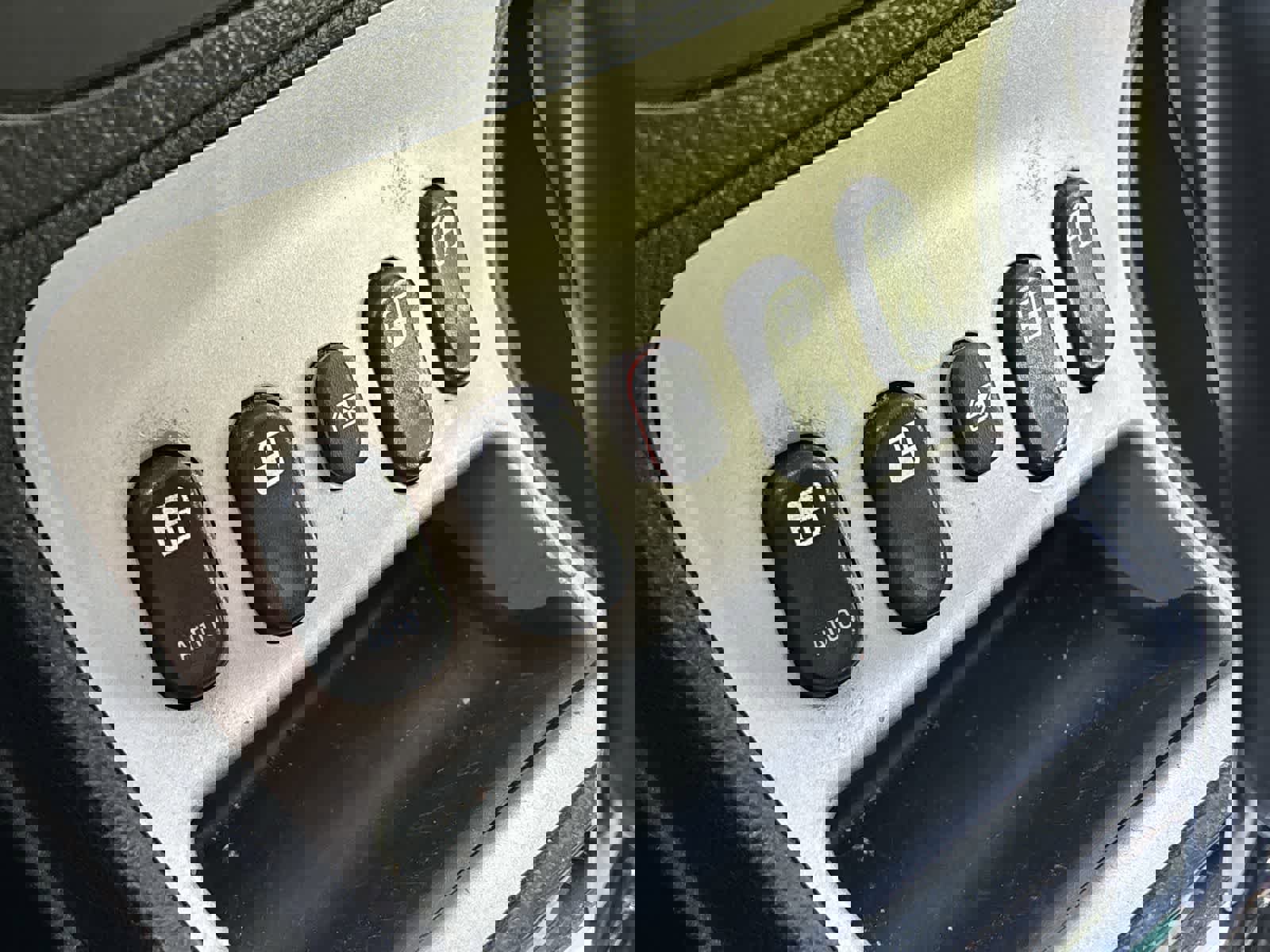 Used 2007 Chevrolet HHR LT image 18