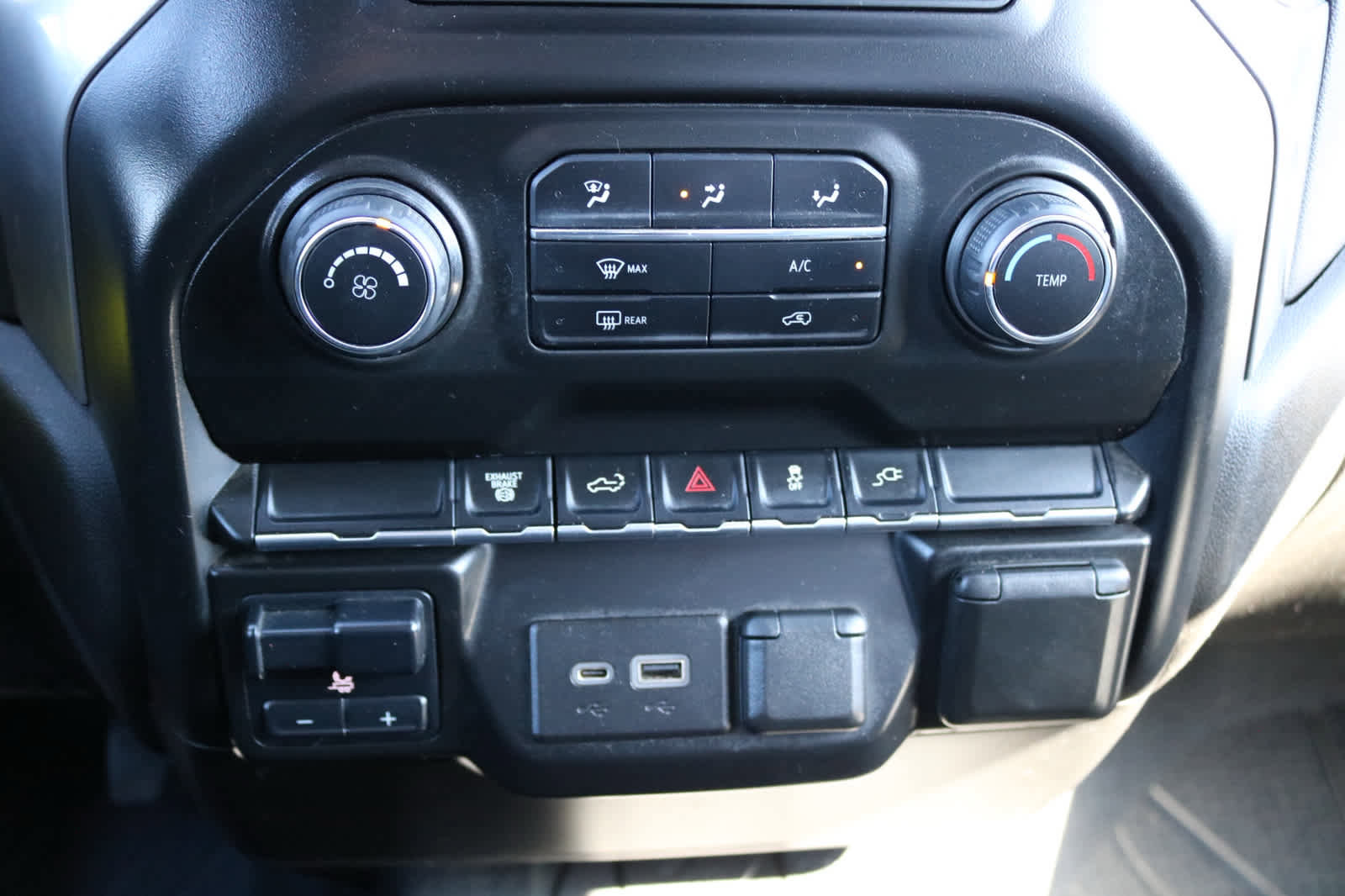 Used 2021 Chevrolet Silverado 3500 W/T w/ WT Convenience Package AWD/4WD image 18