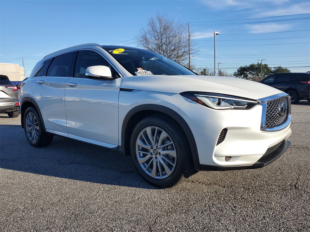Used 2025 INFINITI QX50 Luxe image 3