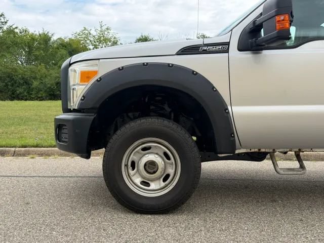 Used 2015 Ford F250 XL w/ Power Equipment Group AWD/4WD image 29