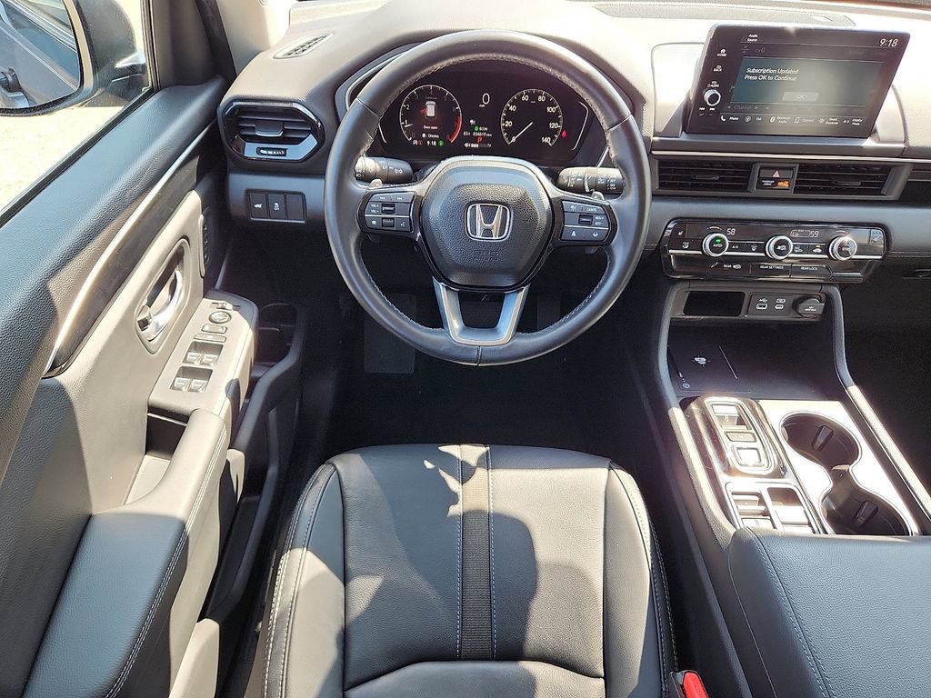 Used 2025 Honda Pilot EX-L image 8