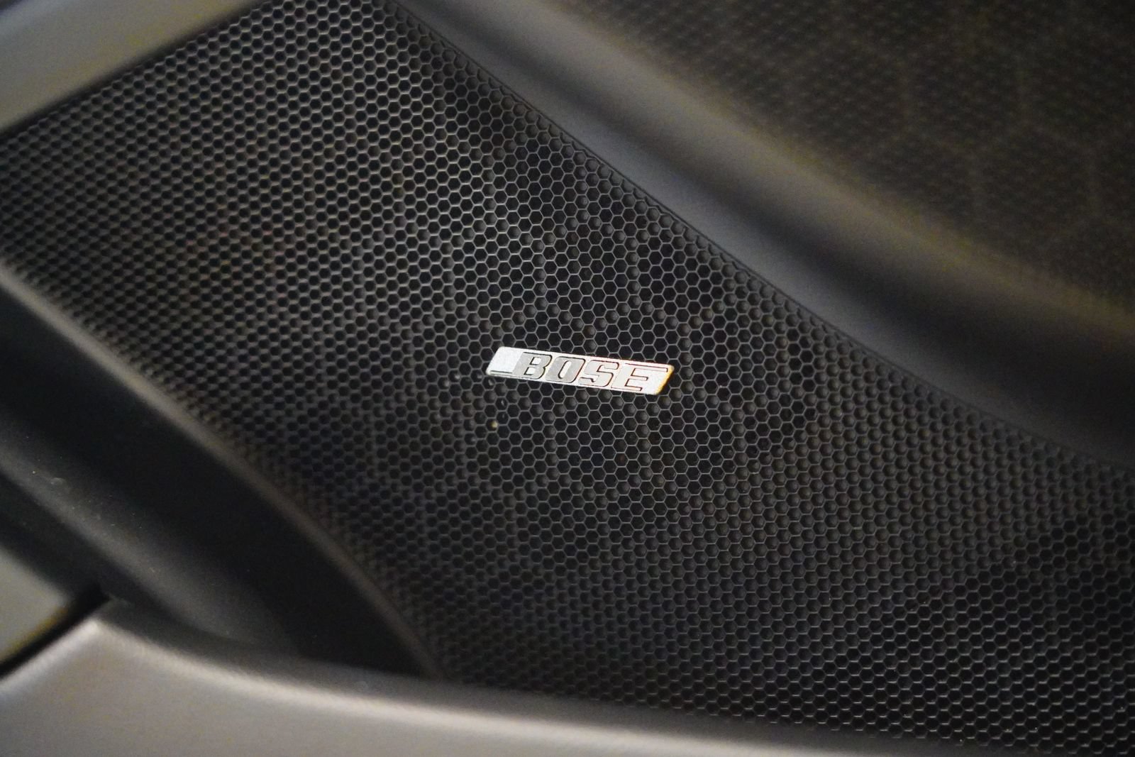 Used 2021 Porsche 718 Cayman RWD image 28