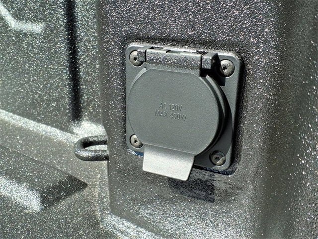 New 2026 GMC Sierra 2500 SLT w/ SLT Convenience Package image 8